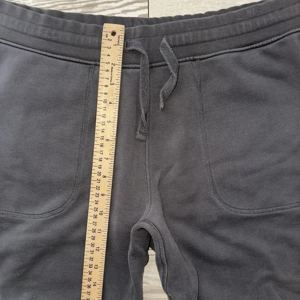Banana Republic Organic Cotton Sweat Shorts Men's Large Gray Drawstring Casual